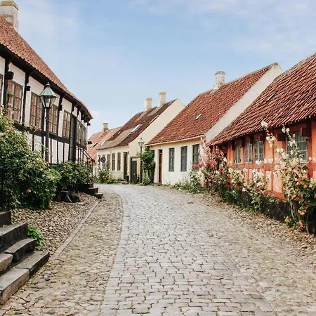 2 Bedroom Beautiful In Ebeltoft