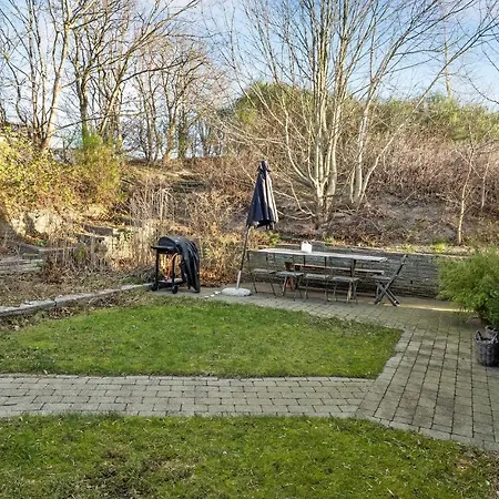 2 Bedroom Beautiful In *
