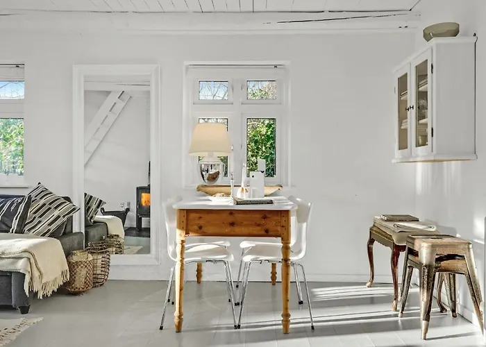 2 Bedroom Beautiful In 別荘