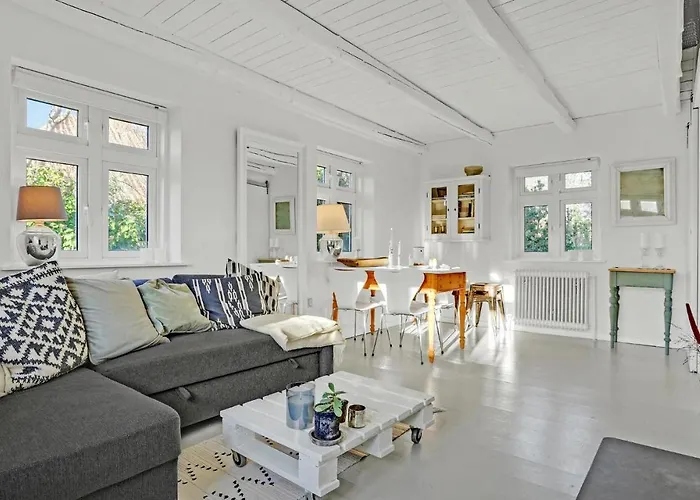 2 Bedroom Beautiful In