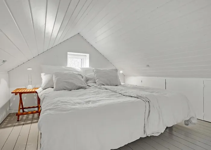 2 Bedroom Beautiful In