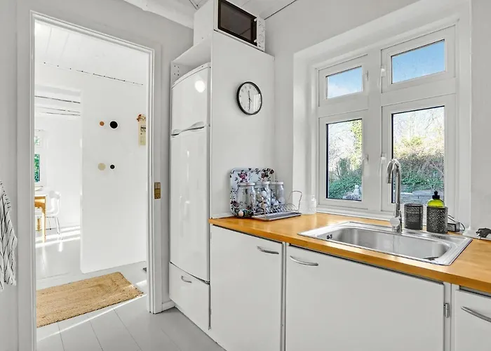 2 Bedroom Beautiful In * エーベルトフト